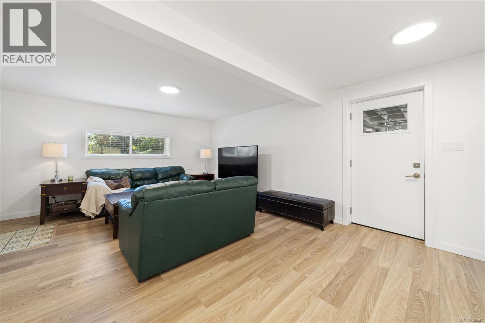 2358 Tanner Rd - 23