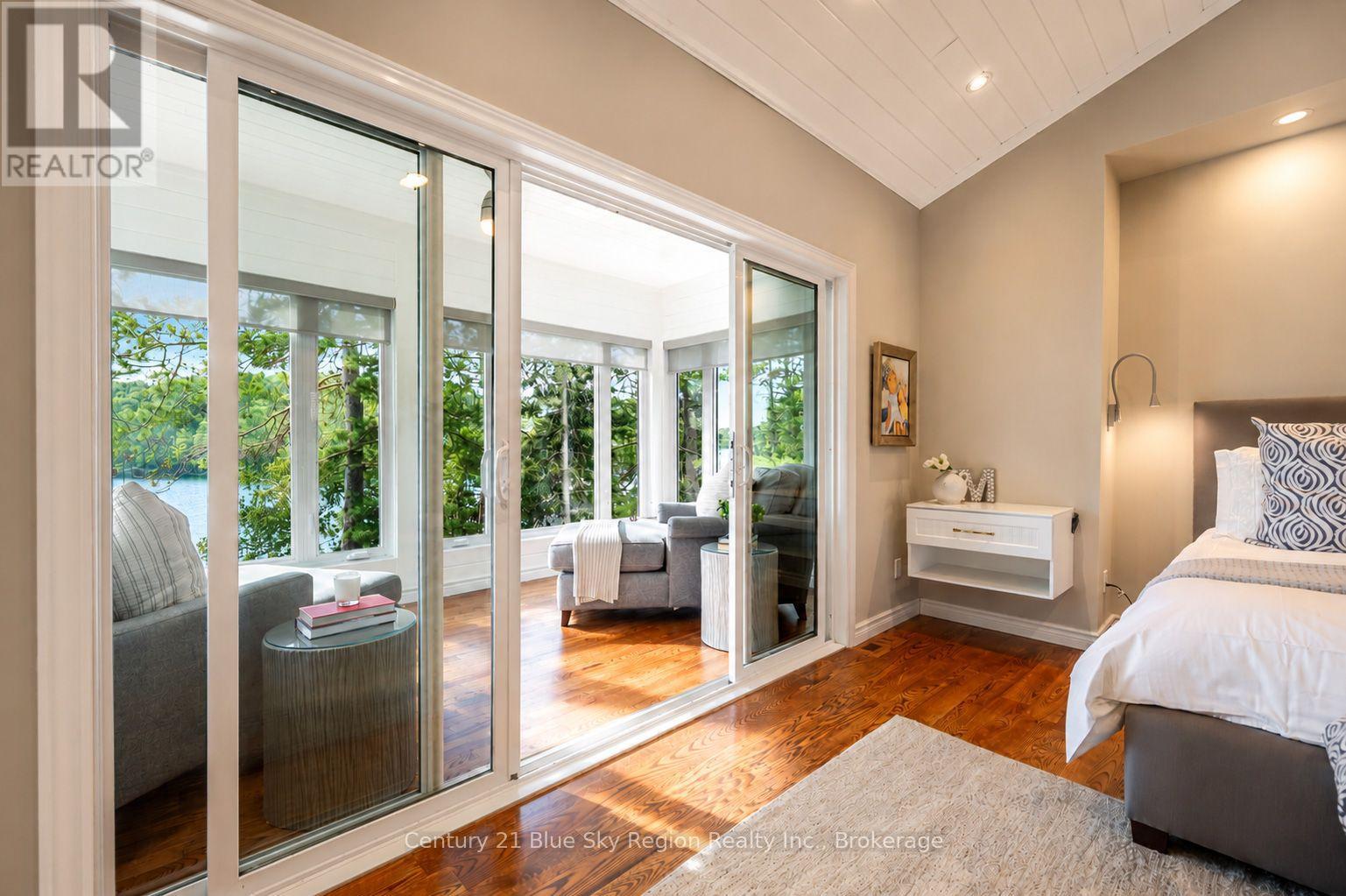 286 SHIELDS POINT - 17