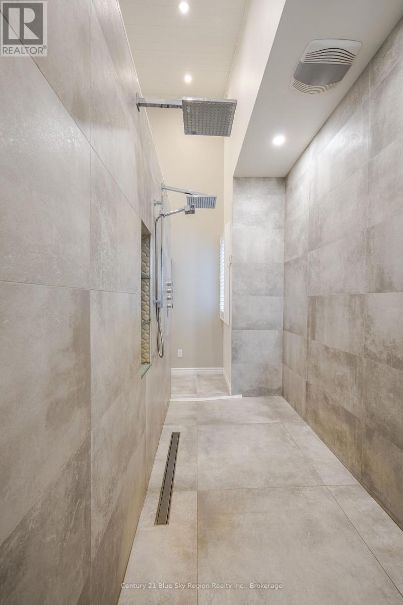 286 SHIELDS POINT - 22