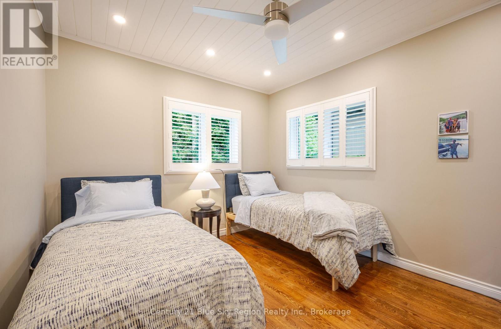286 SHIELDS POINT - 24