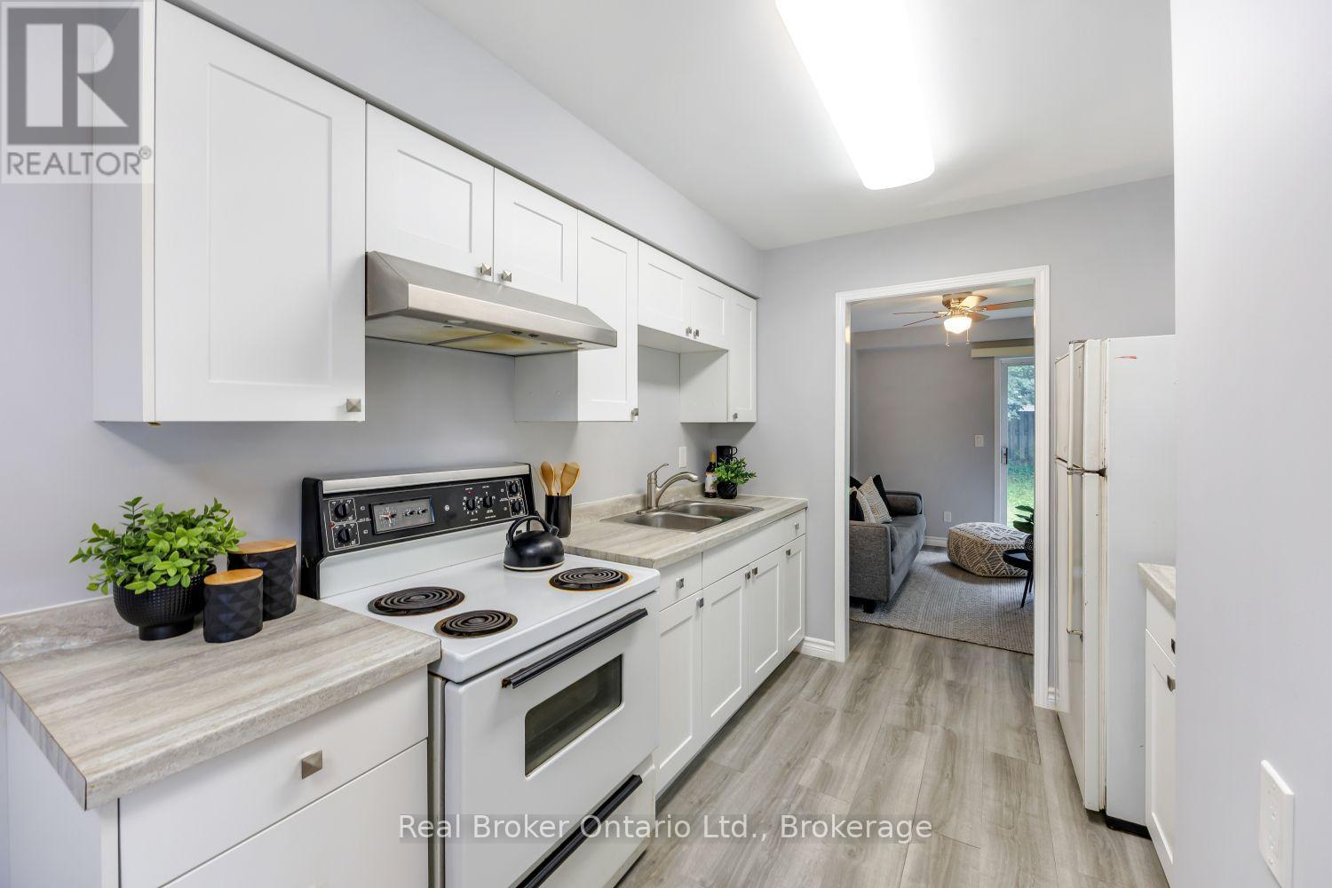 23 MANN STREET - 8