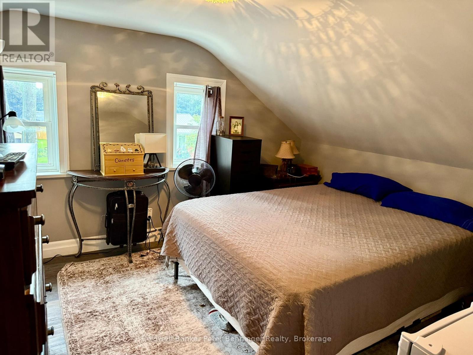 582 9TH STREET - 12