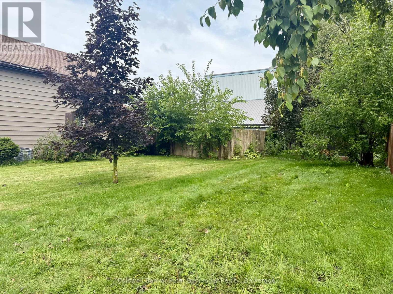 582 9TH STREET - 19