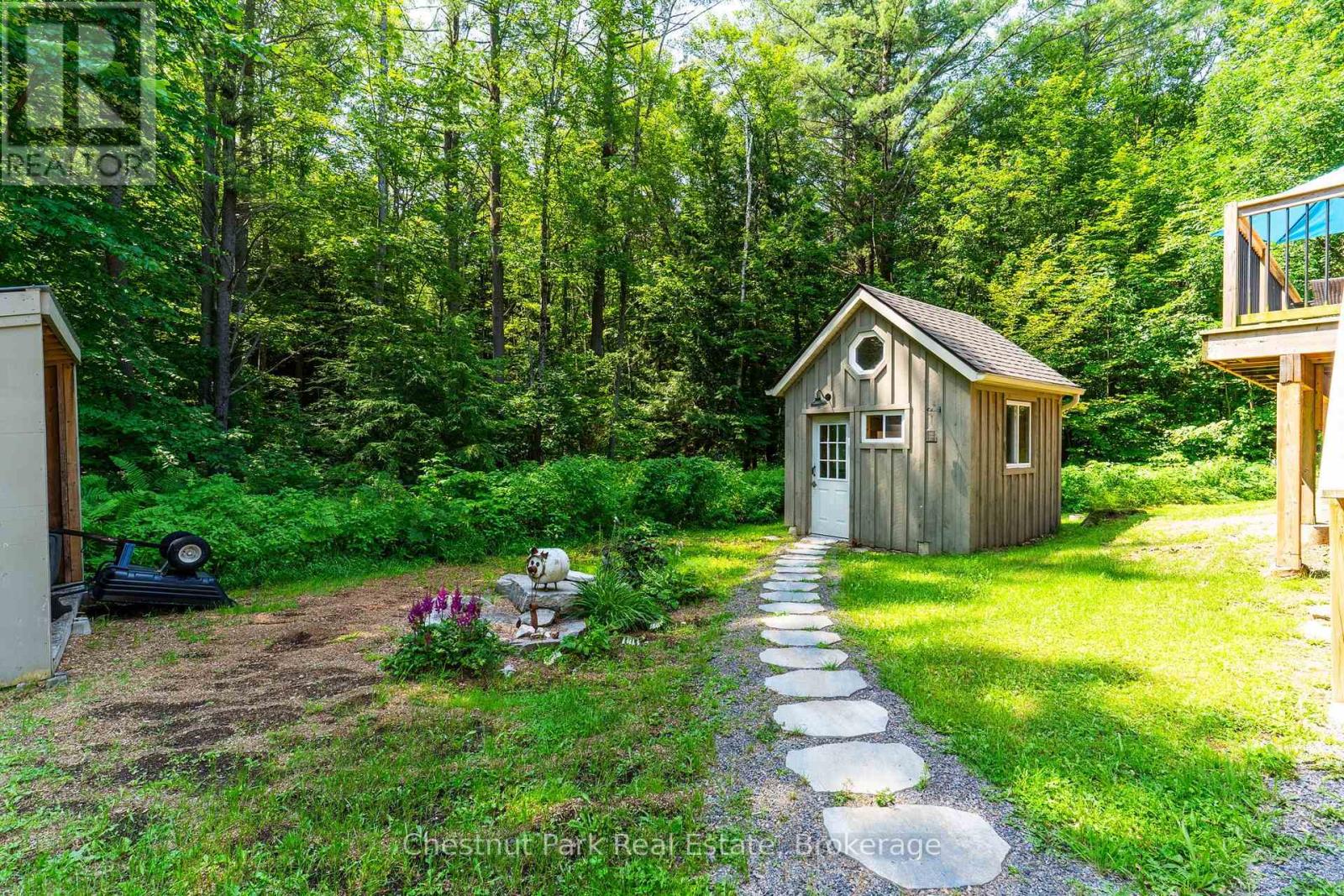 1130 TAYLOR ROAD - 32