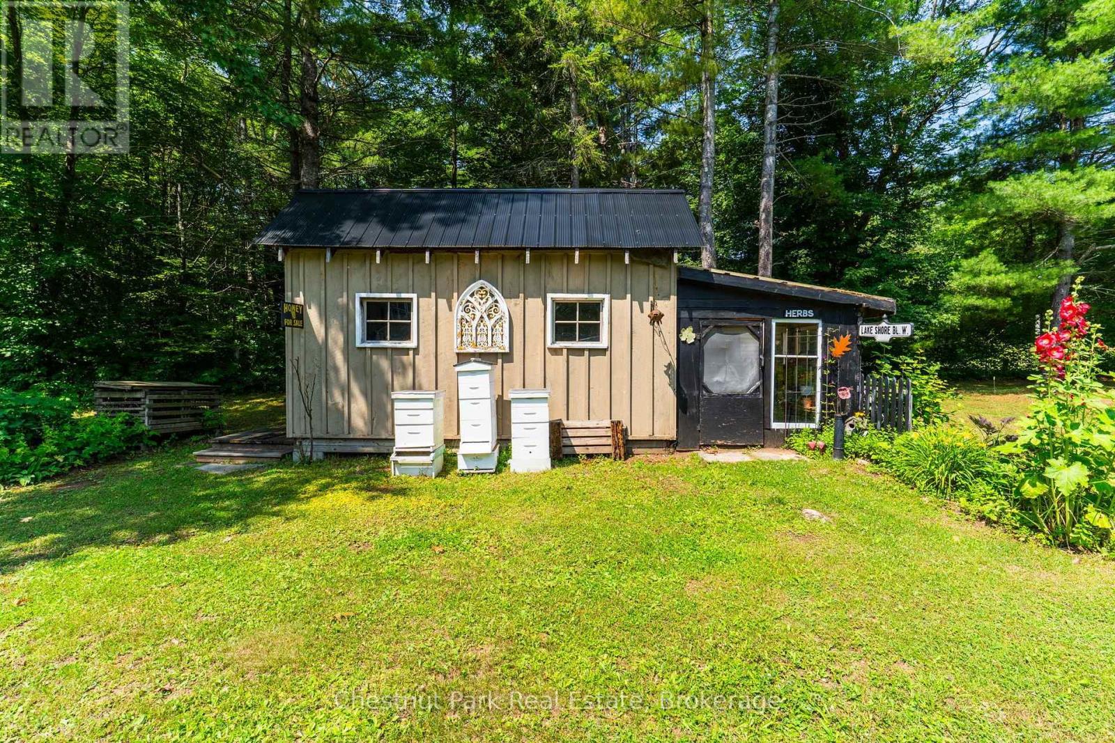 1130 TAYLOR ROAD - 6
