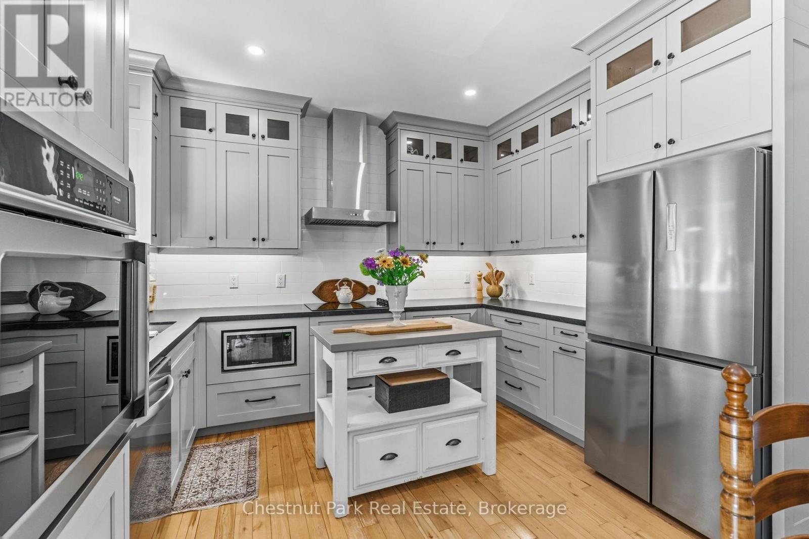 1130 TAYLOR ROAD - 9