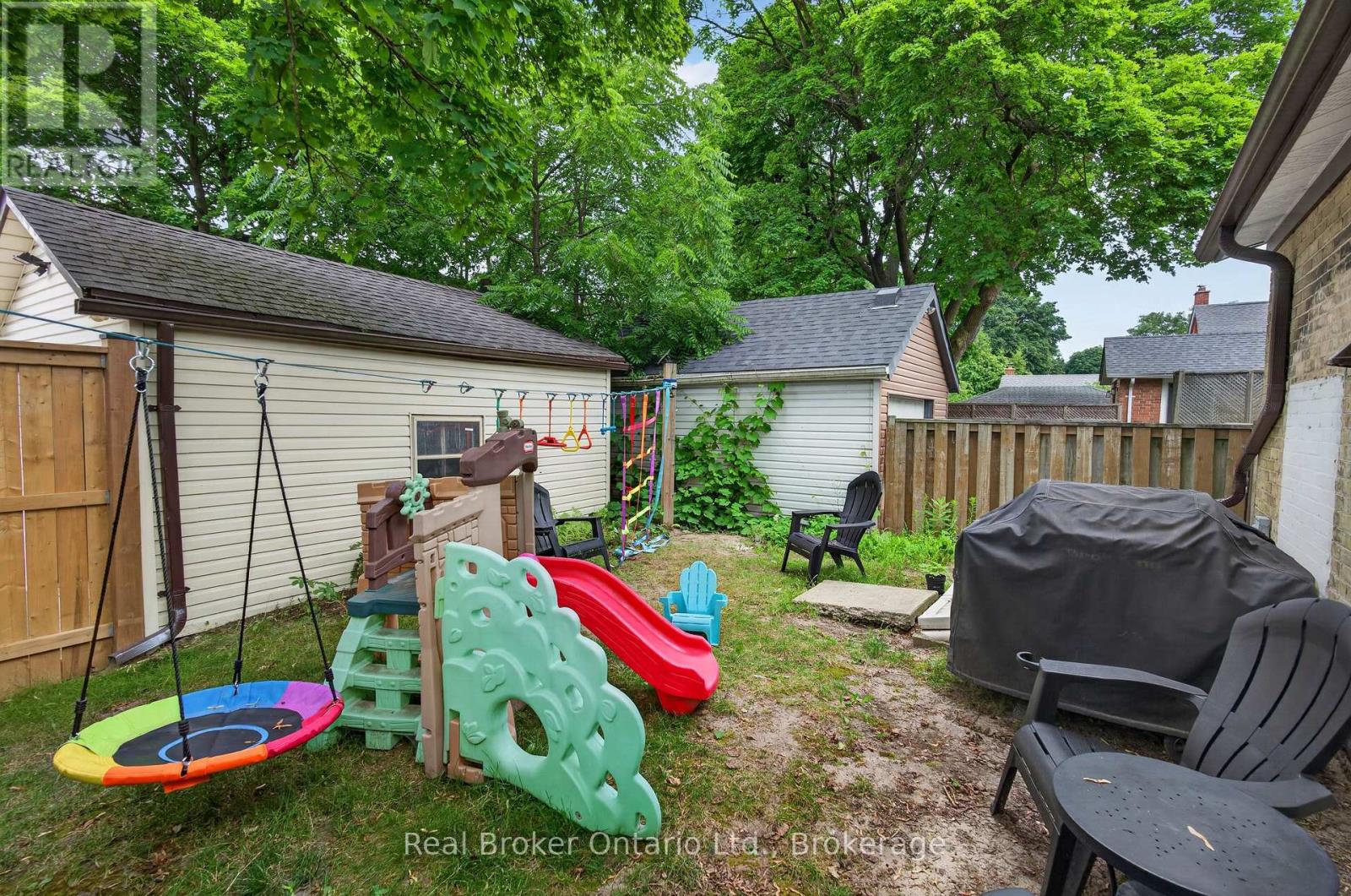 155 LANCASTER STREET W - Image 30