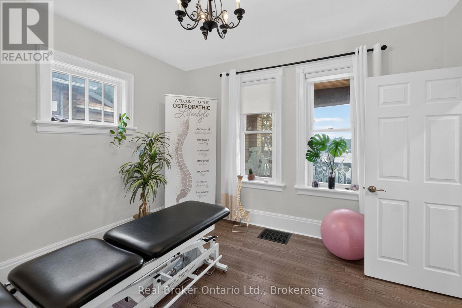 155 LANCASTER STREET W - Image 7