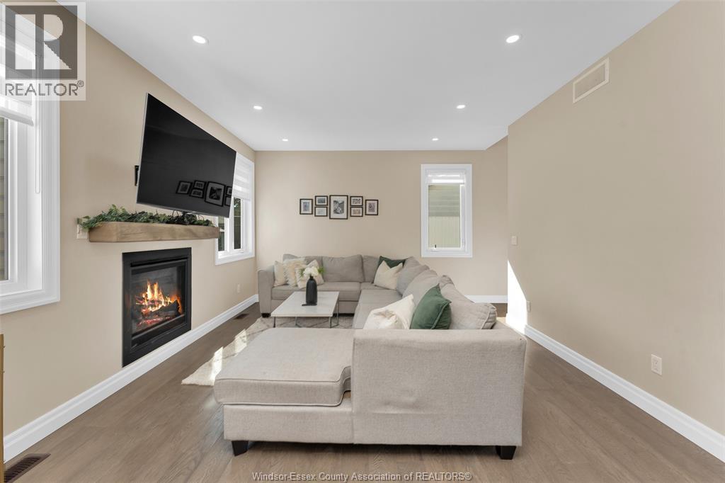 295 GEORGE STREET - 7