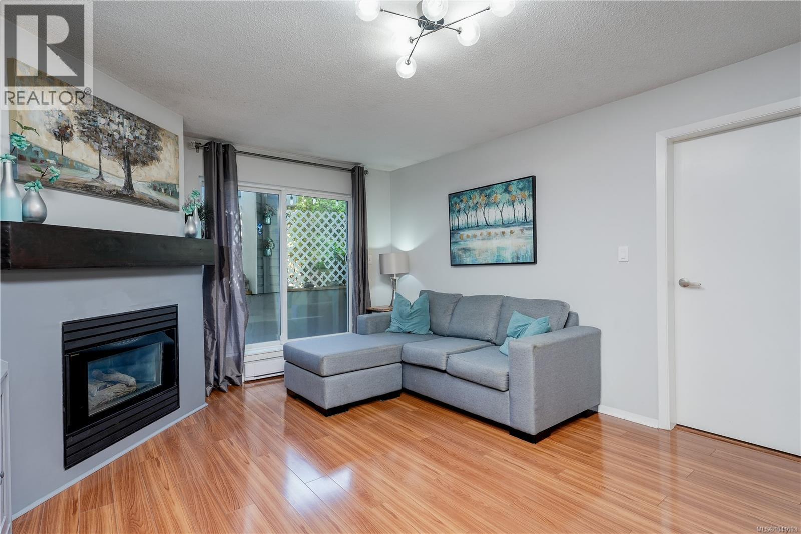 #101 3206 Alder St - 3