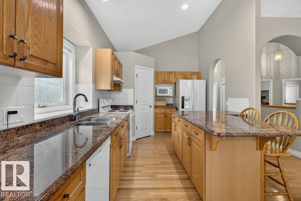 925 BURROWS CR NW - 13