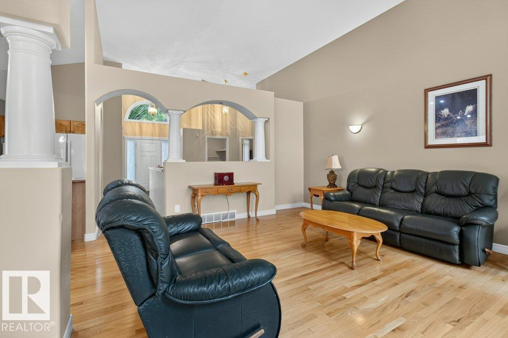 925 BURROWS CR NW - 20
