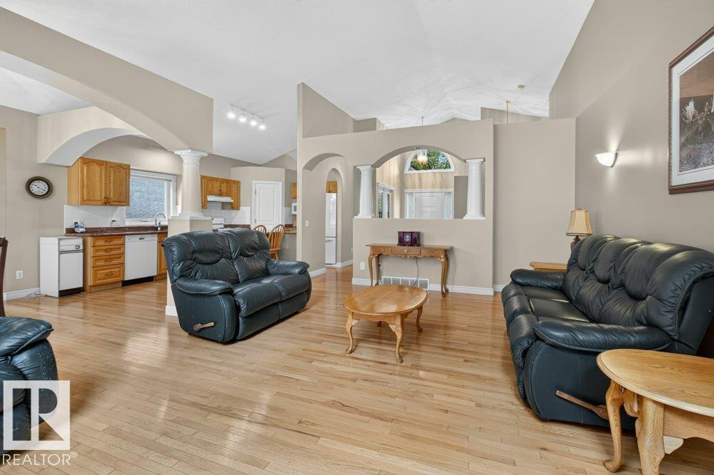 925 BURROWS CR NW - 22