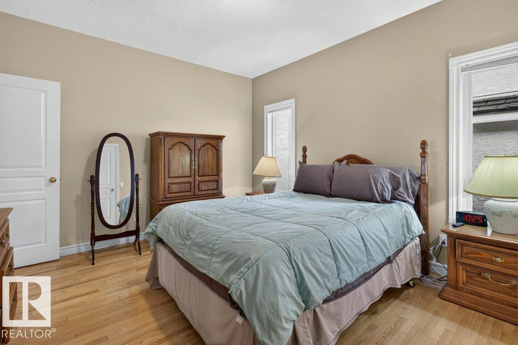 925 BURROWS CR NW - 29