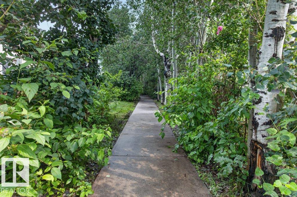 925 BURROWS CR NW - 53