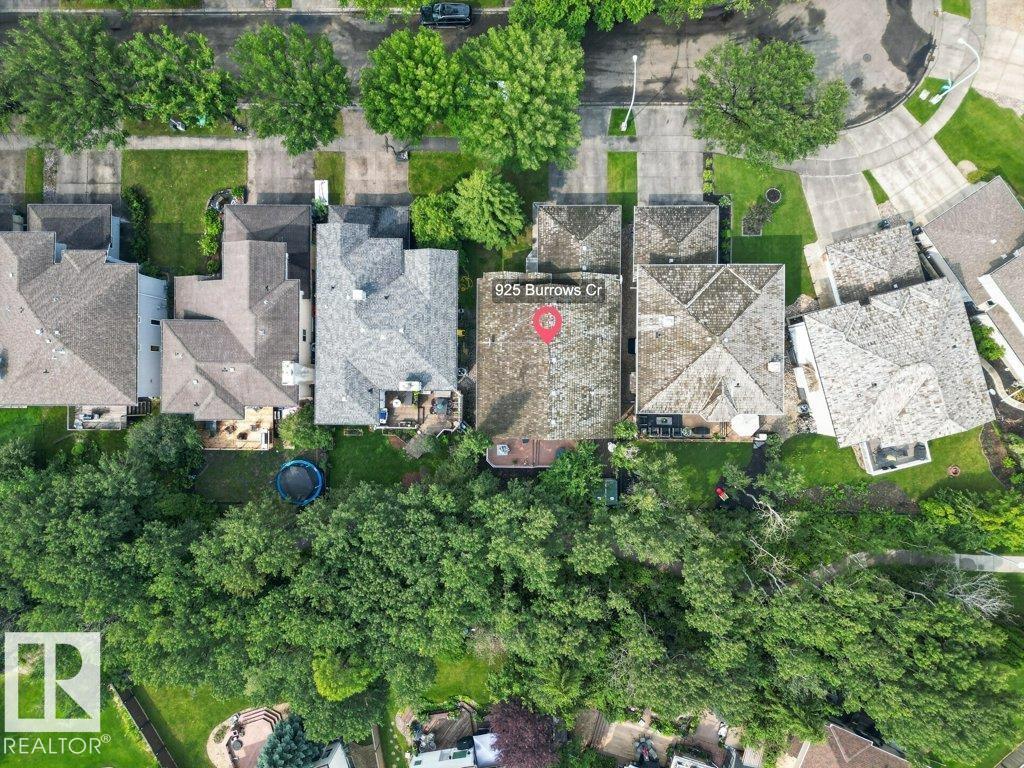 925 BURROWS CR NW - 60