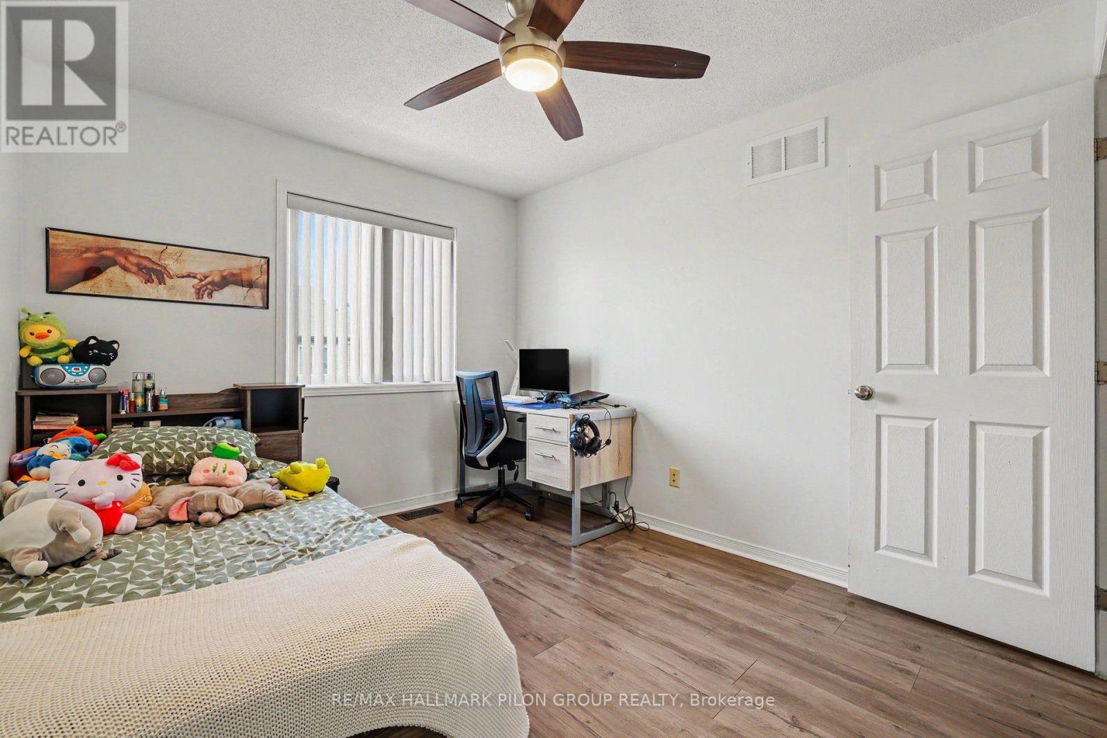 244 ROLLING MEADOW CRESCENT - 20