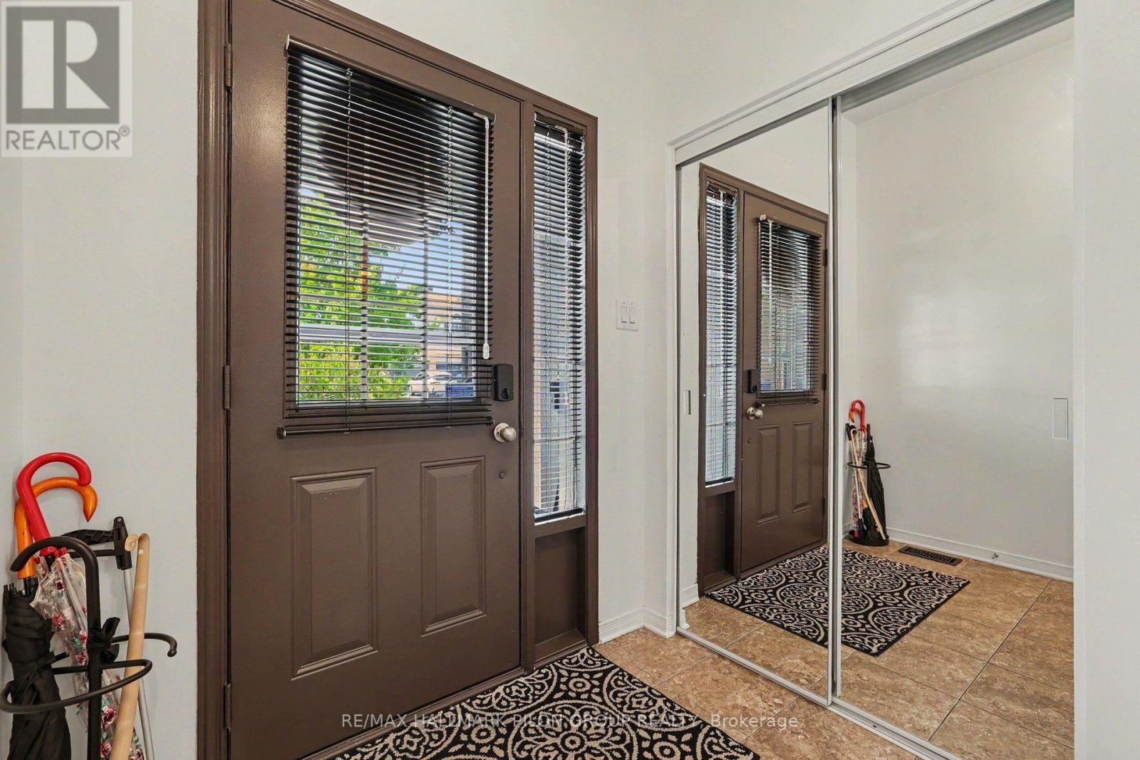 244 ROLLING MEADOW CRESCENT - 4