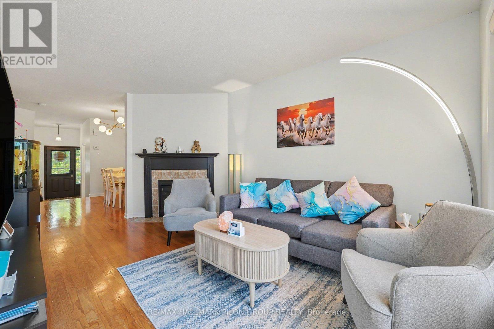 244 ROLLING MEADOW CRESCENT - 7