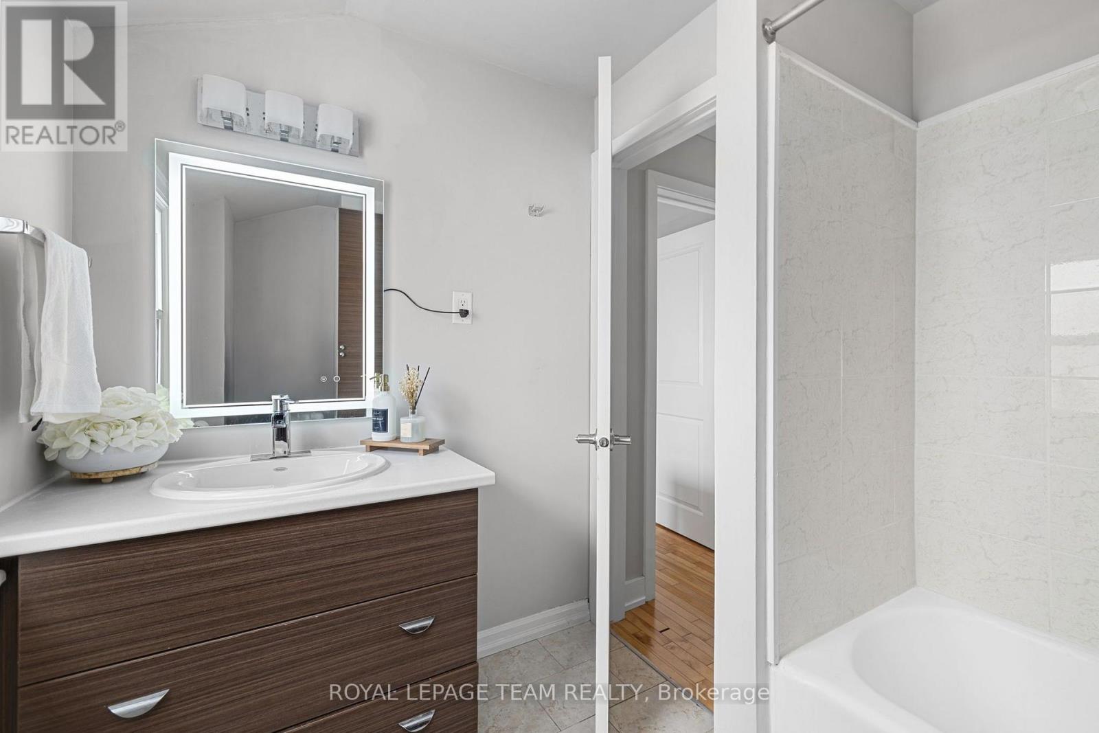 433 DAWSON AVENUE - 26
