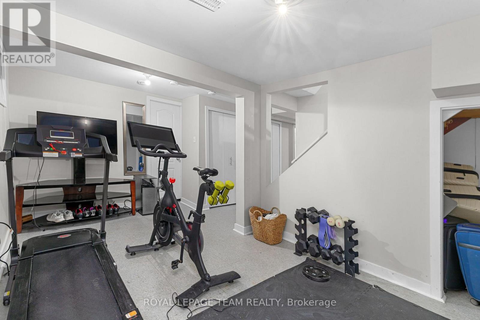 433 DAWSON AVENUE - 28