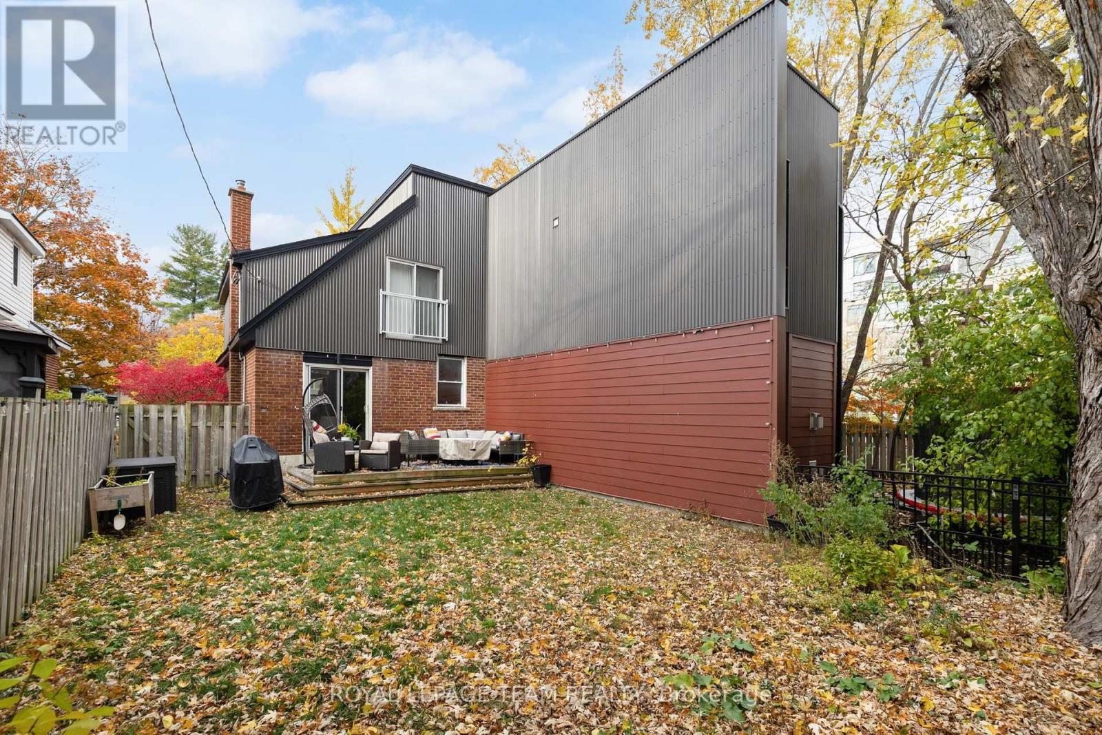 433 DAWSON AVENUE - 33