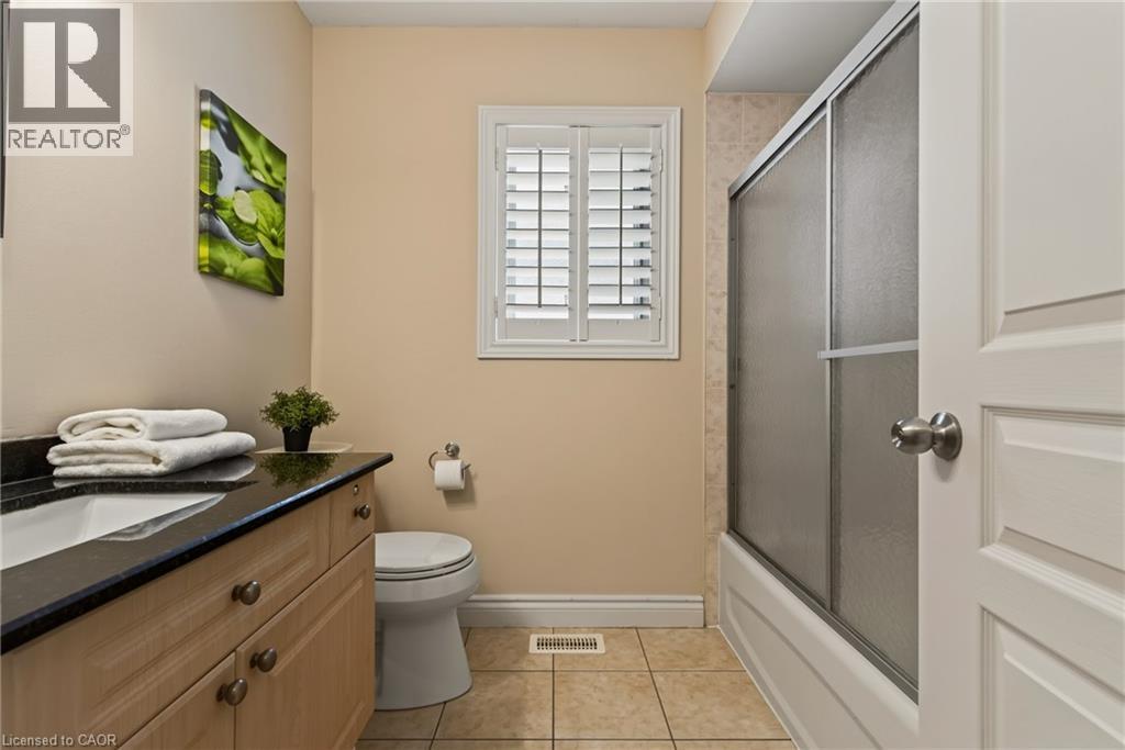 1079 TUPPER Drive - Image 22