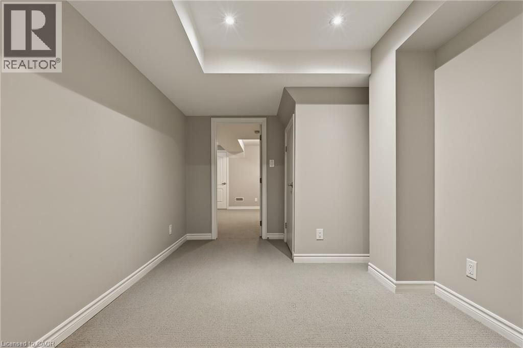 1079 TUPPER Drive - Image 29
