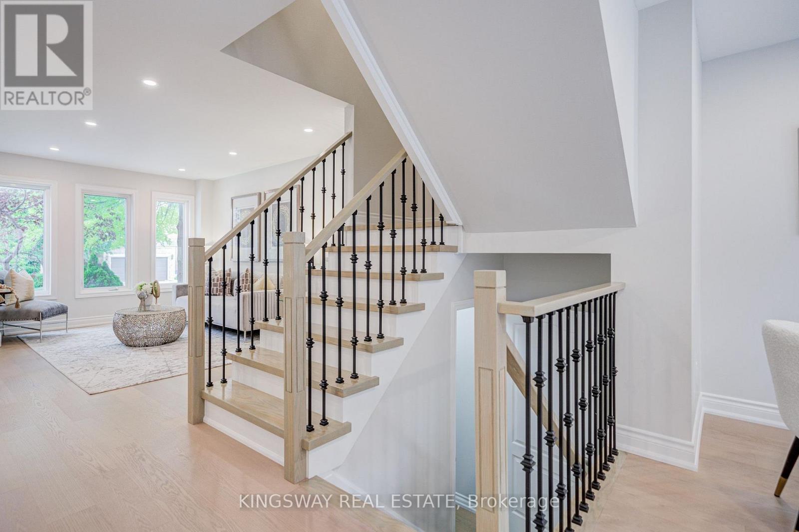 166 MATTHEW DRIVE - 14