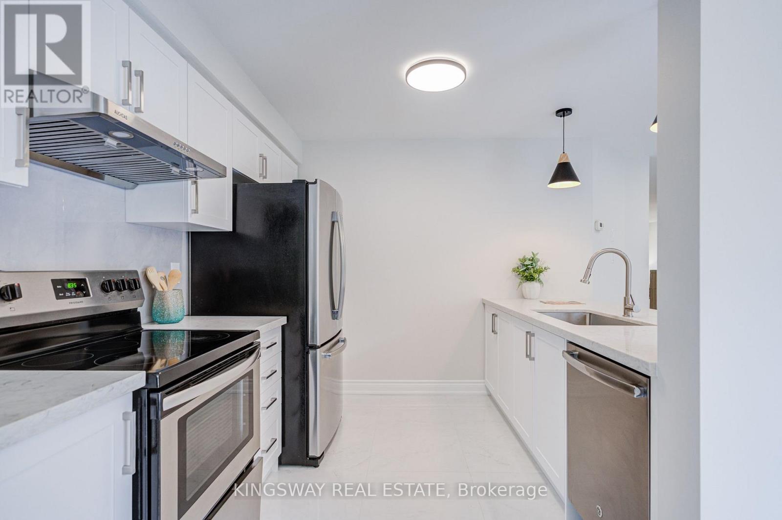 166 MATTHEW DRIVE - 23