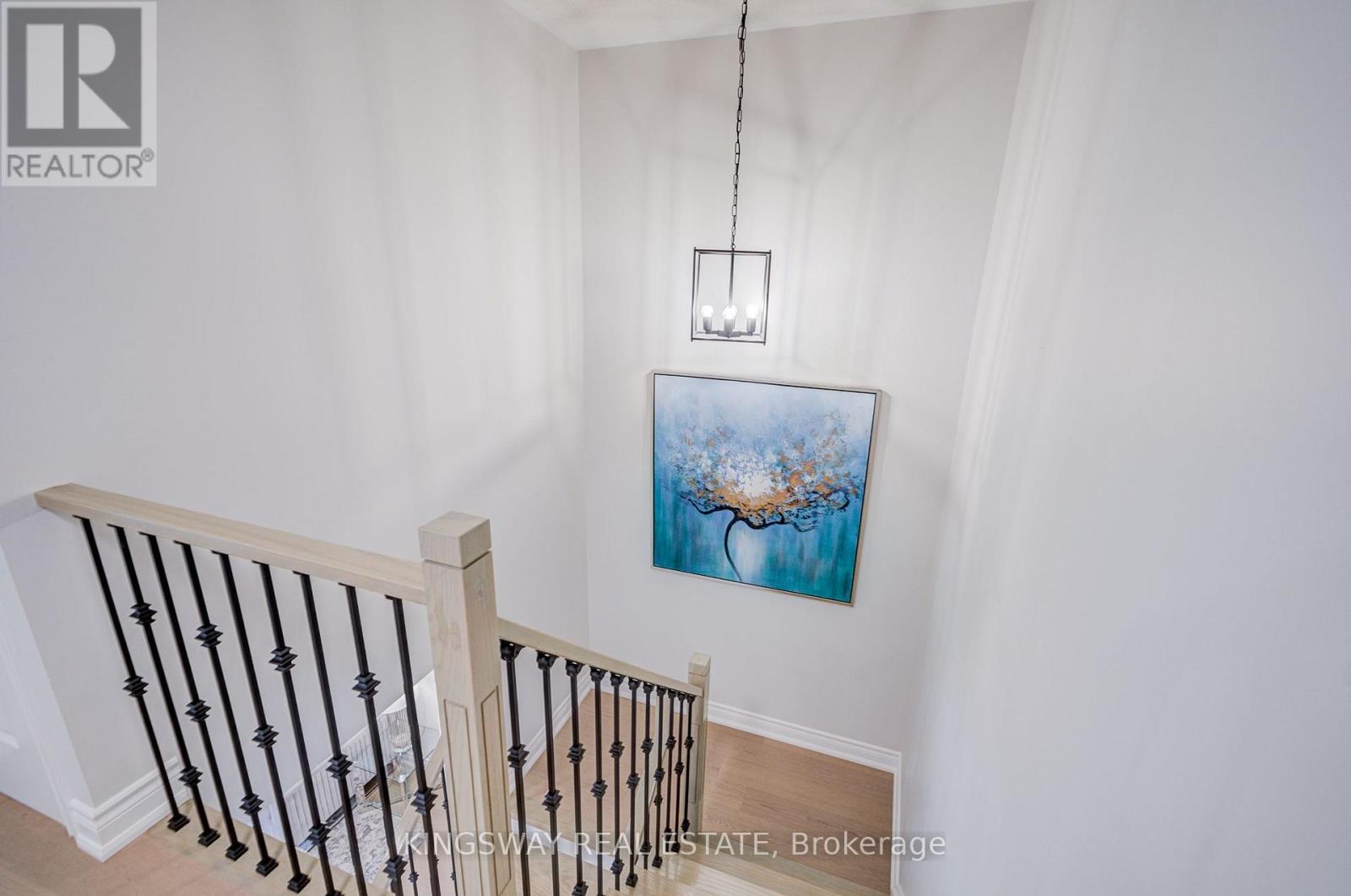 166 MATTHEW DRIVE - 30