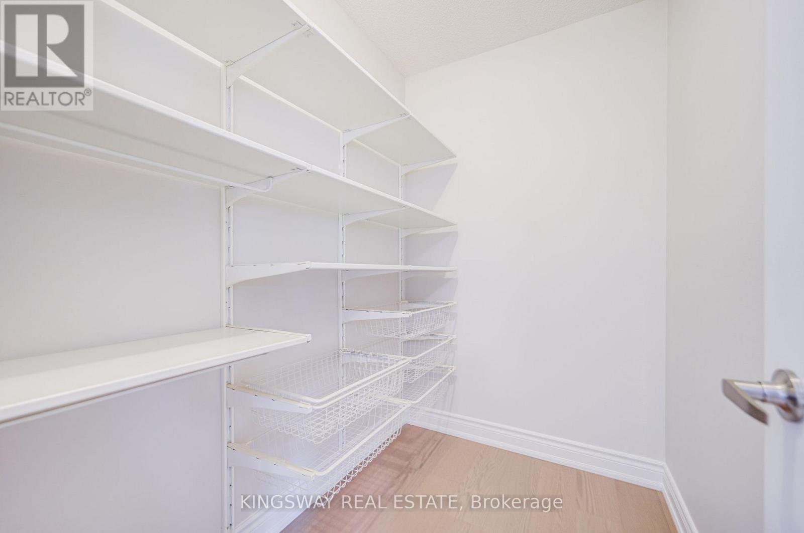 166 MATTHEW DRIVE - 33