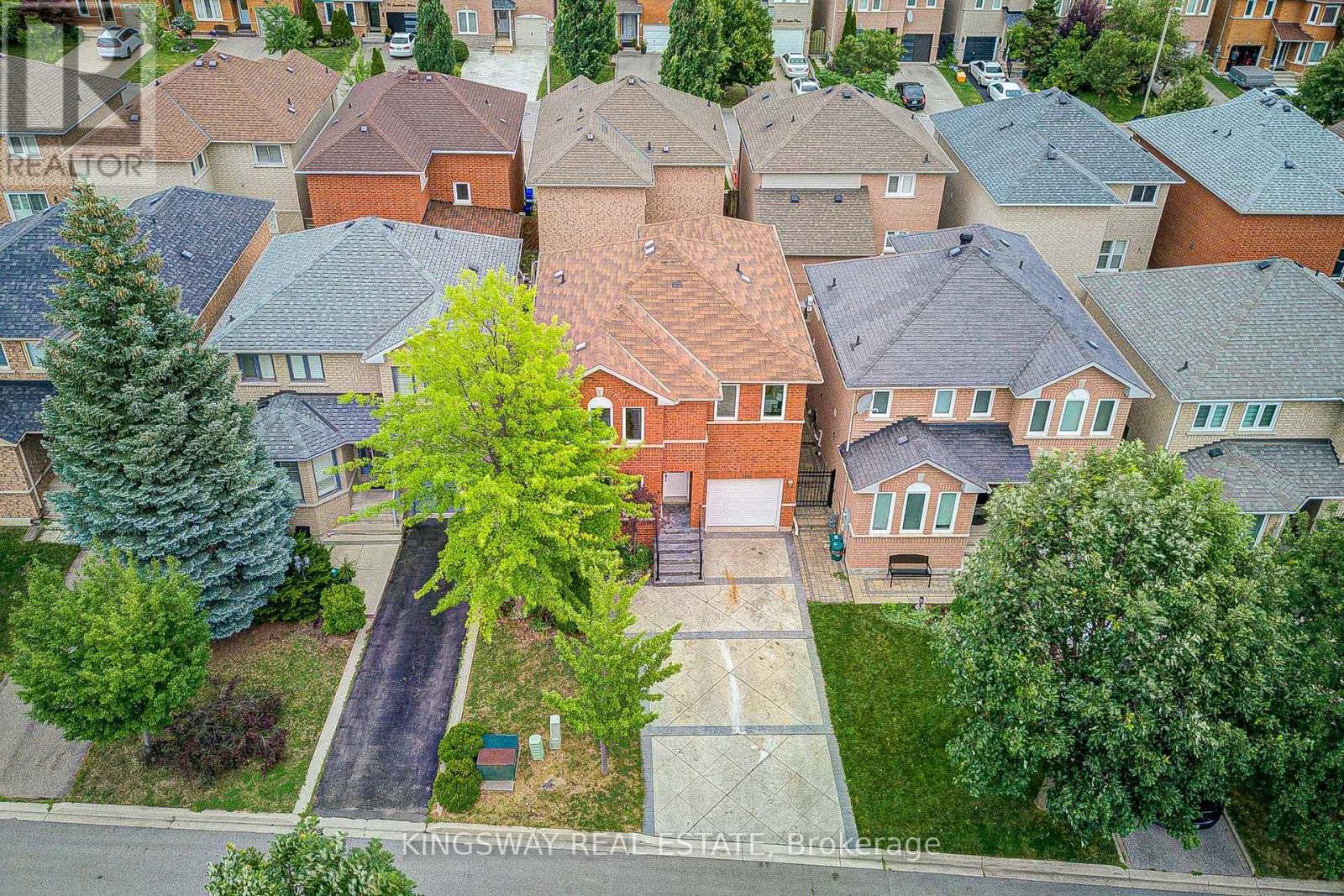 166 MATTHEW DRIVE - 6