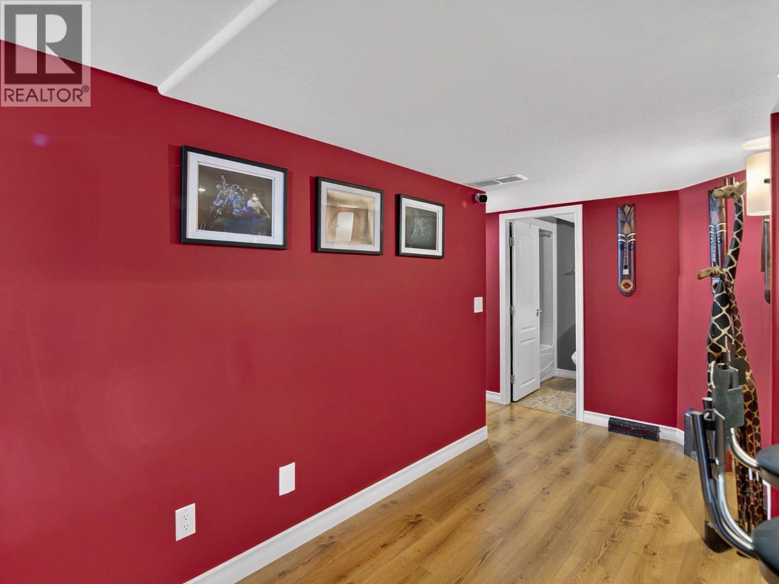  969 Skeena Drive, Kelowna