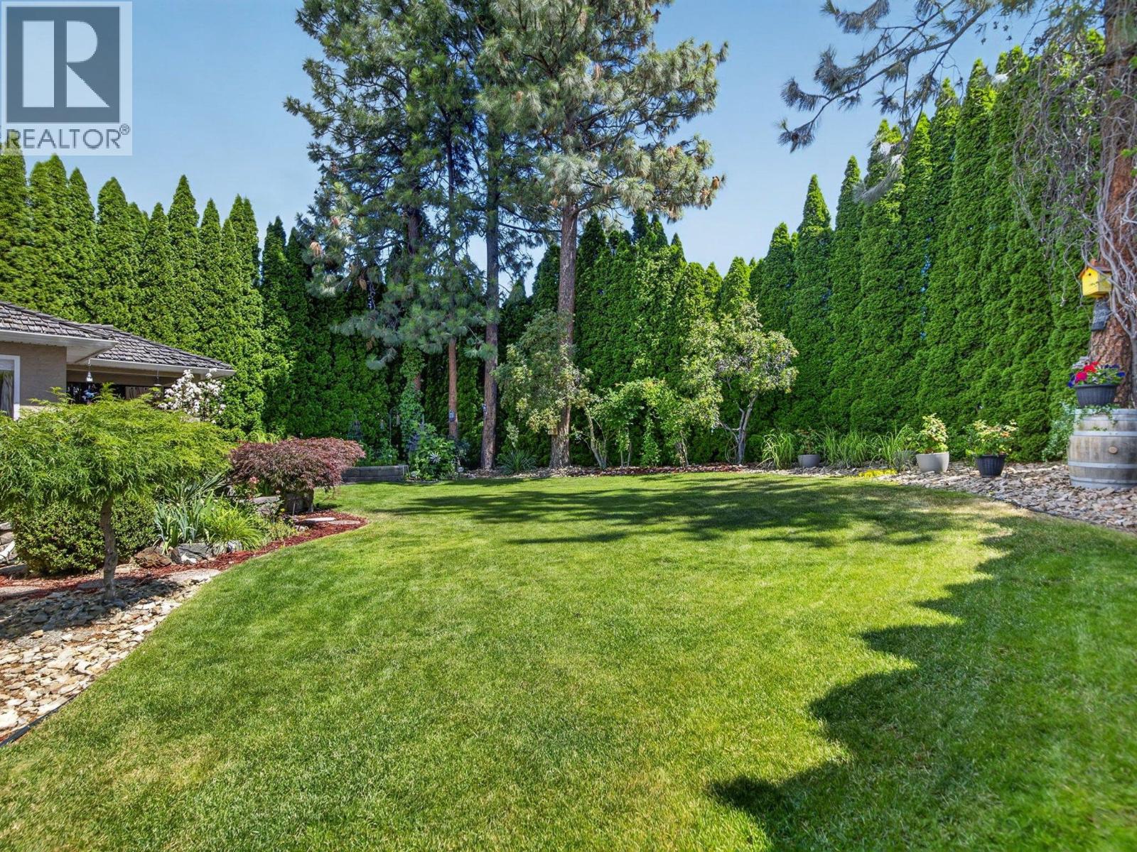  969 Skeena Drive, Kelowna