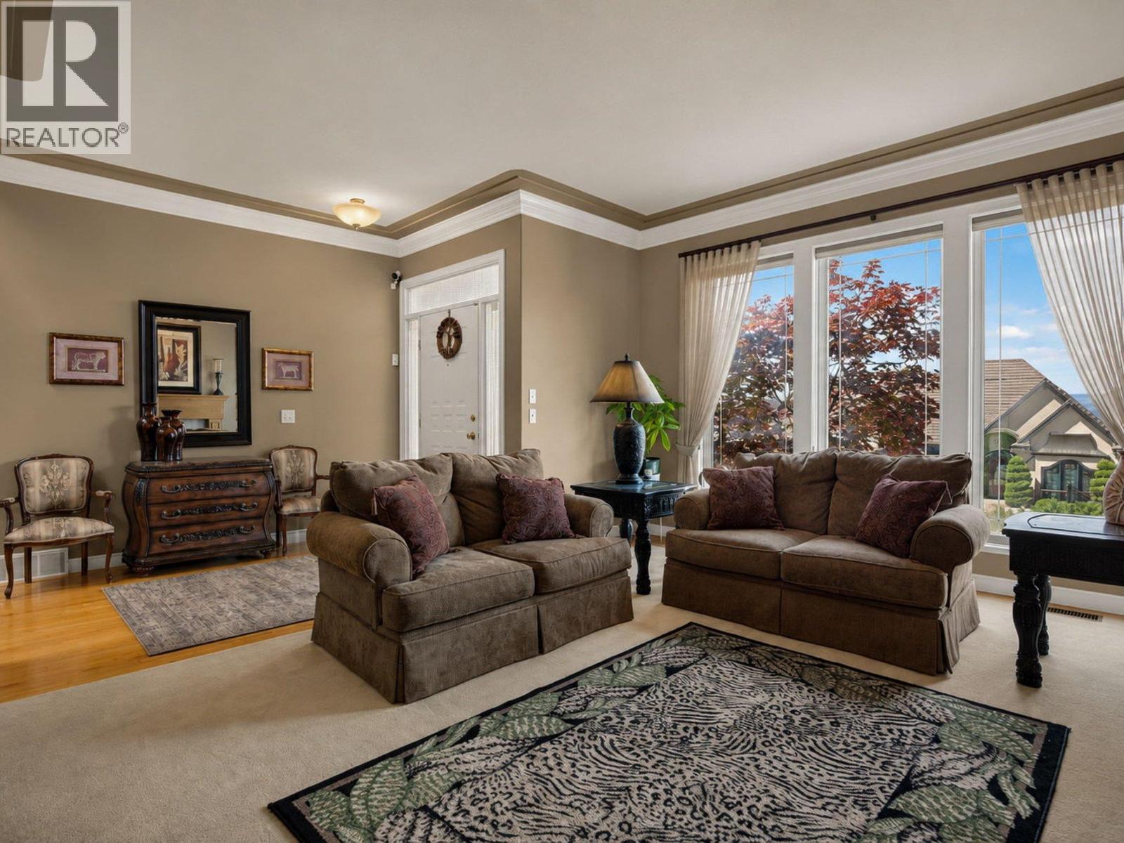  969 Skeena Drive, Kelowna