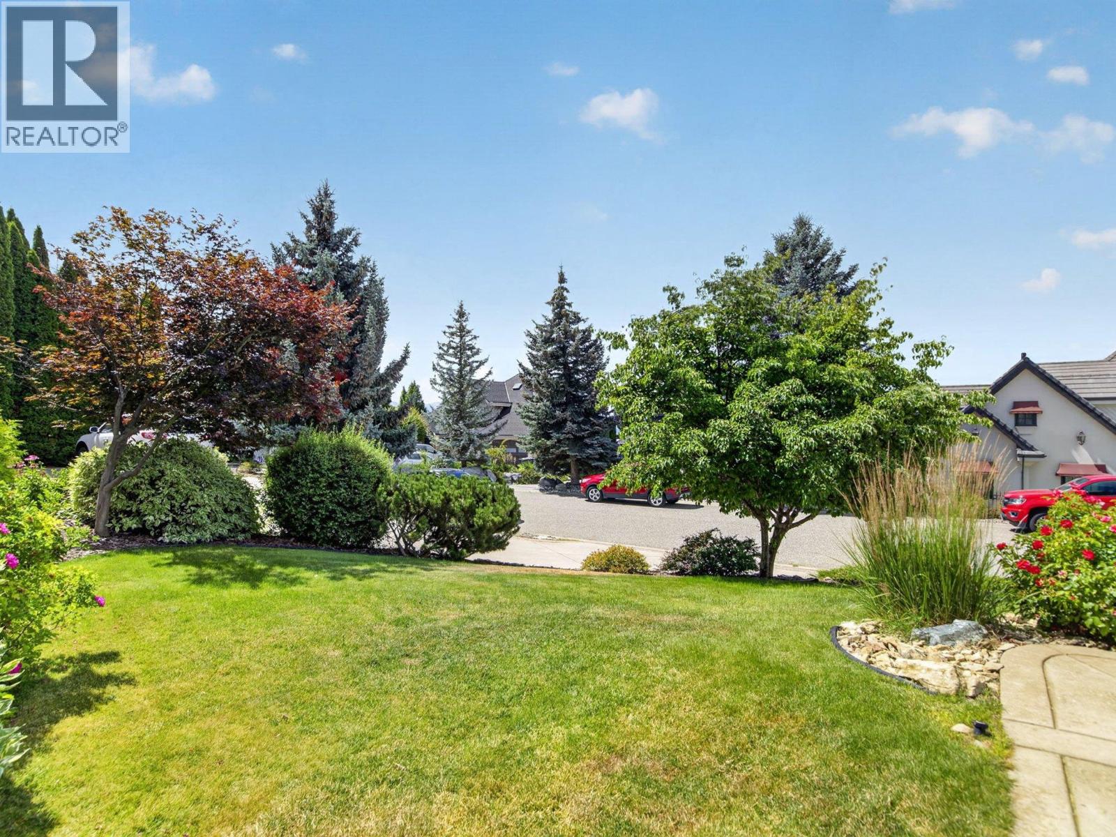  969 Skeena Drive, Kelowna