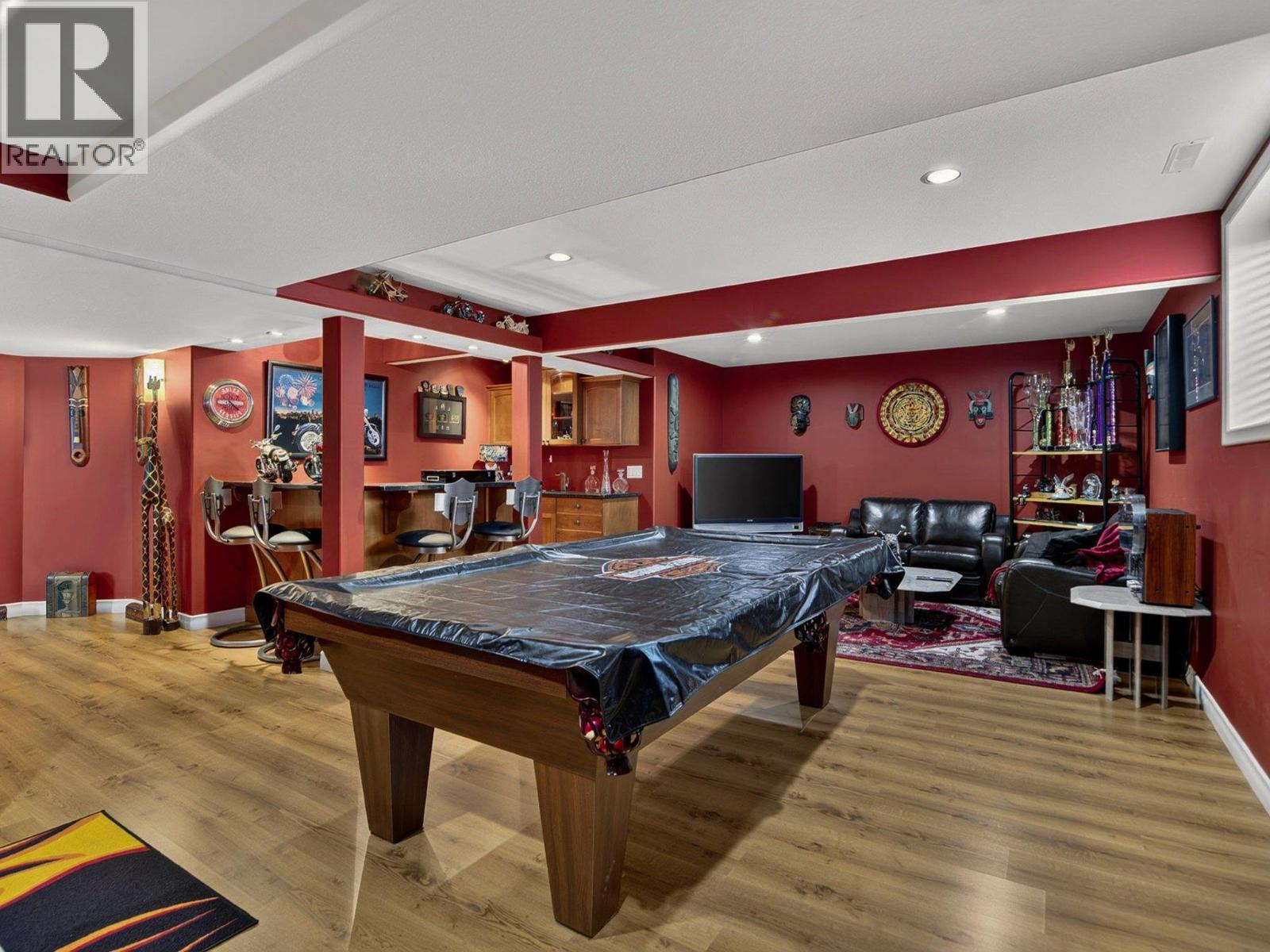  969 Skeena Drive, Kelowna