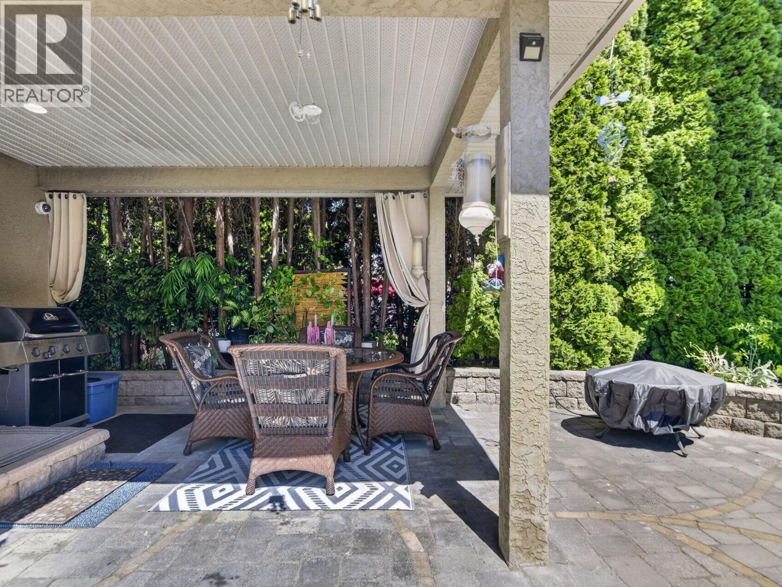  969 Skeena Drive, Kelowna