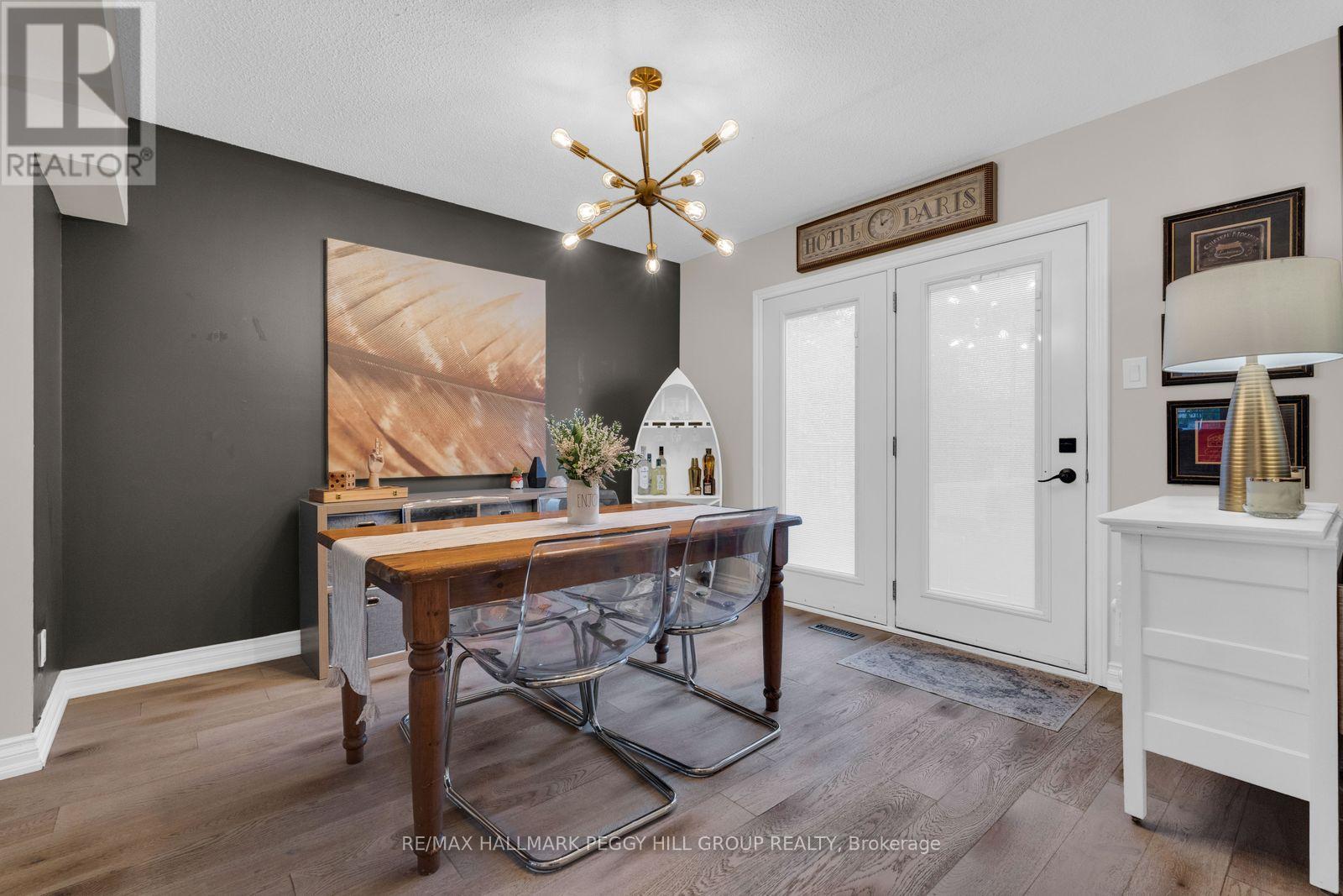 36 LILLIAN CRESCENT - Image 12