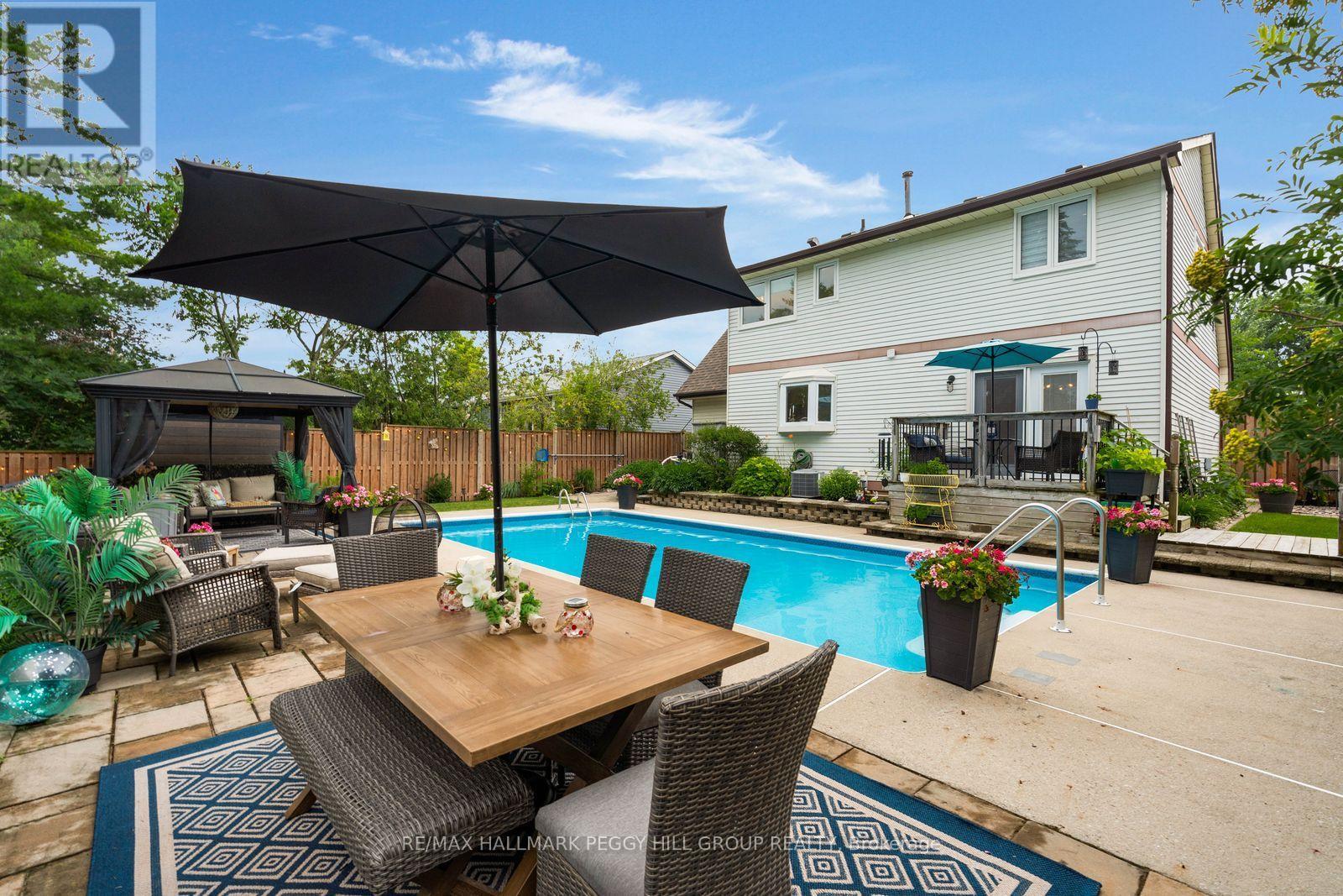 36 LILLIAN CRESCENT - Image 25