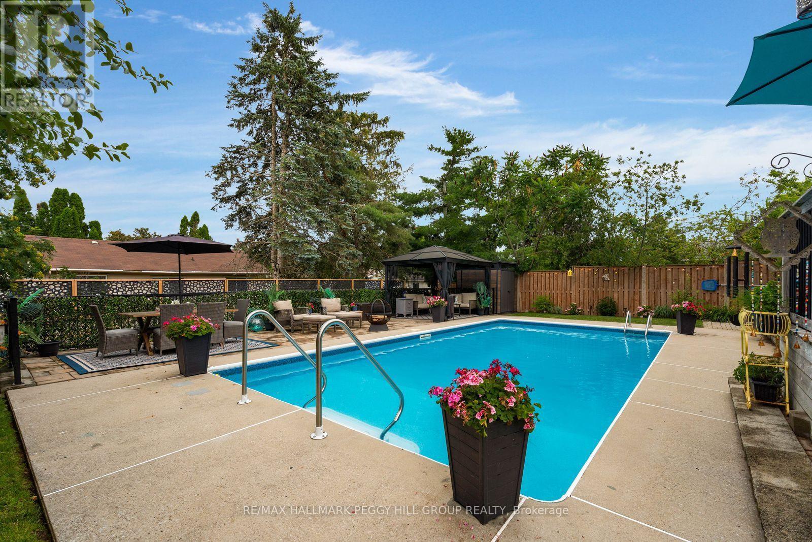 36 LILLIAN CRESCENT - Image 3