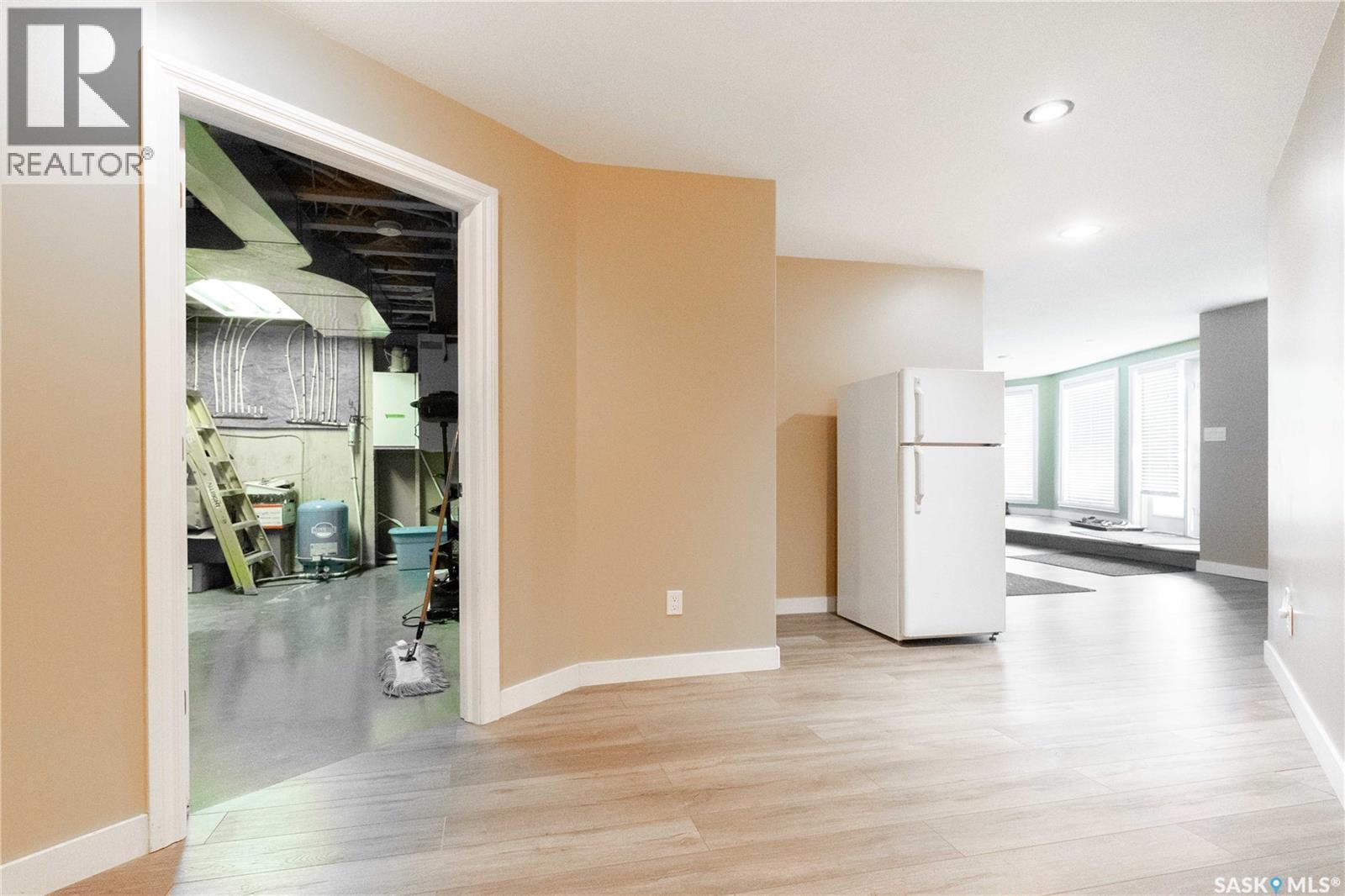 49 Taylor STREET - Image 22