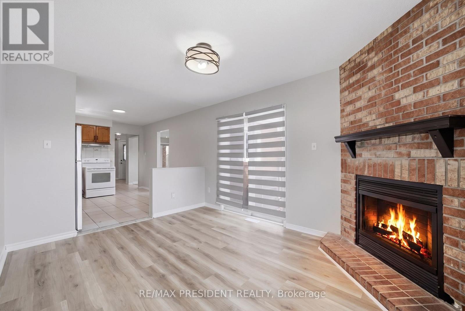 112 RAVENSWOOD DRIVE - 12