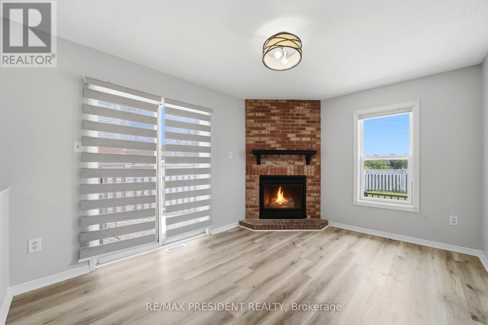 112 RAVENSWOOD DRIVE - 13