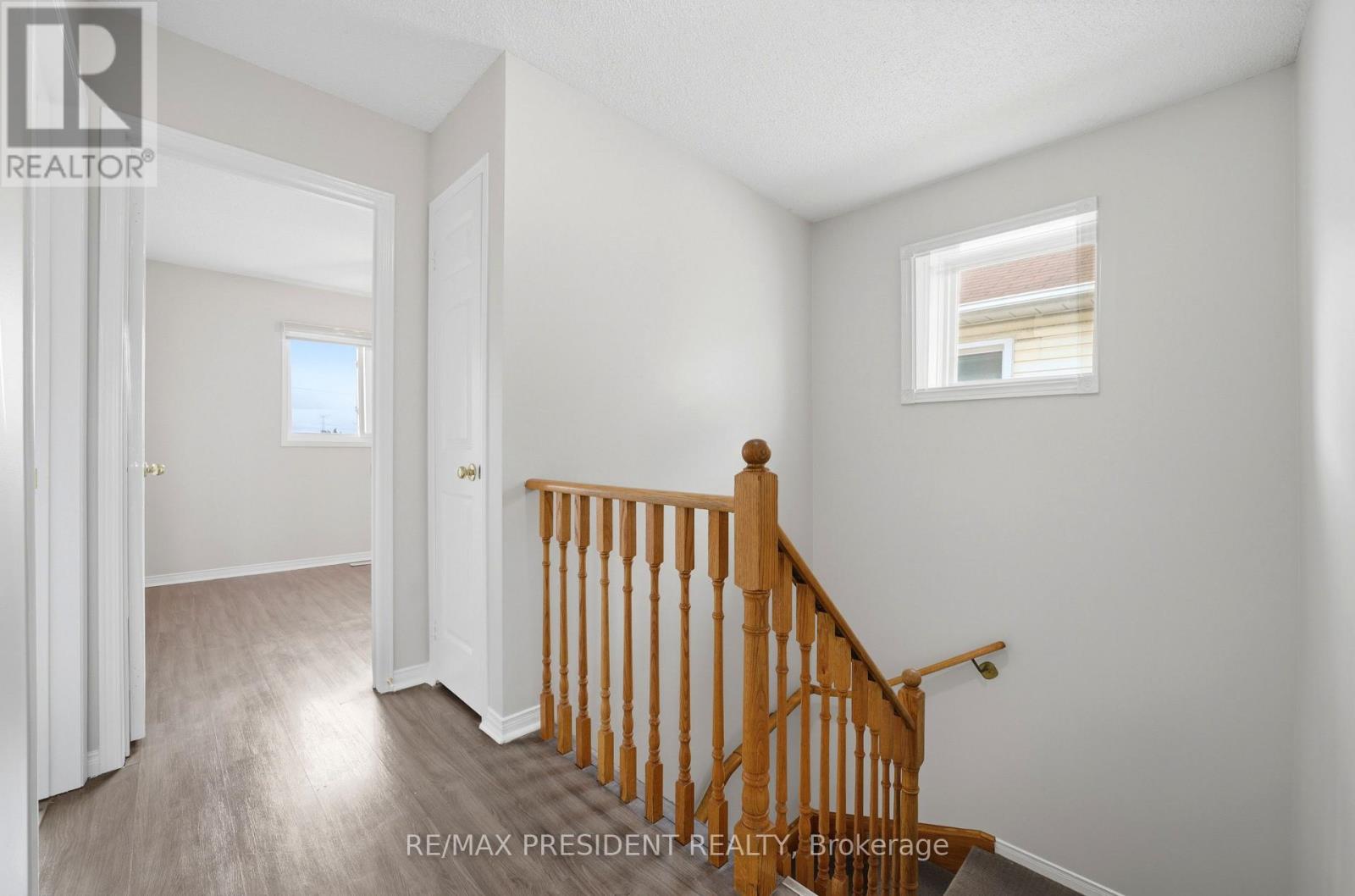112 RAVENSWOOD DRIVE - 16