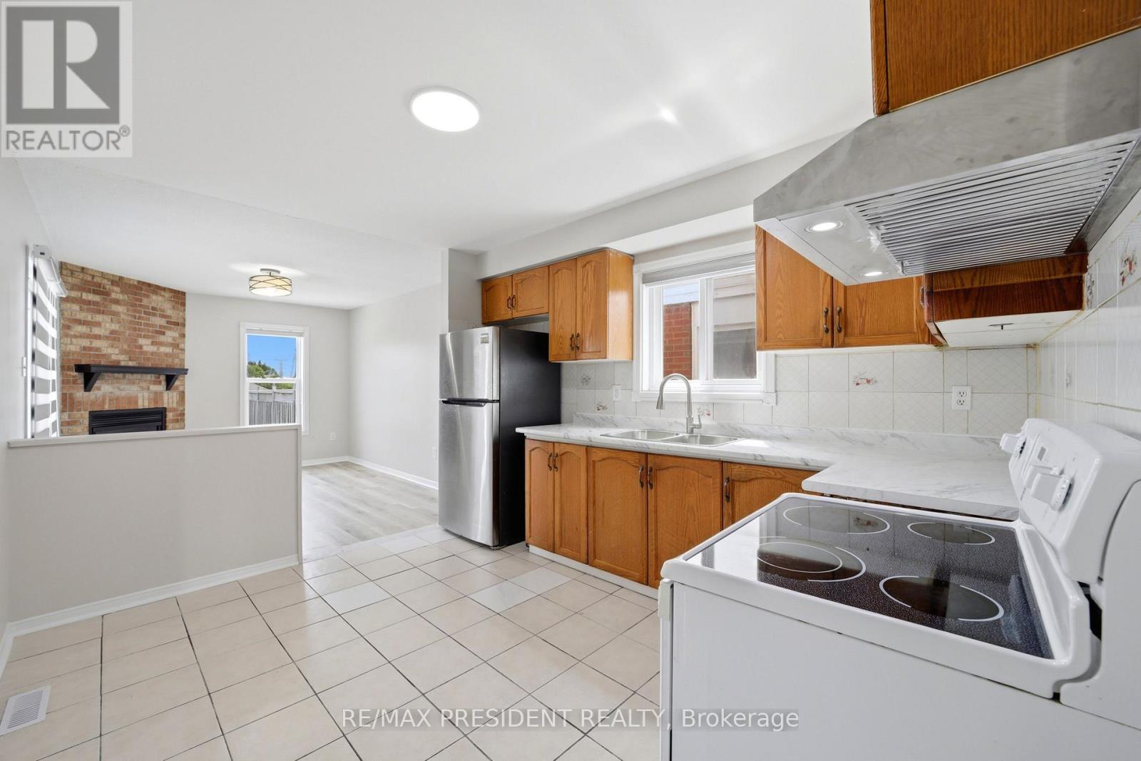 112 RAVENSWOOD DRIVE - 8