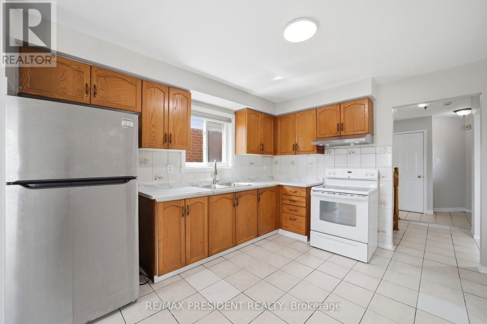 112 RAVENSWOOD DRIVE - 9