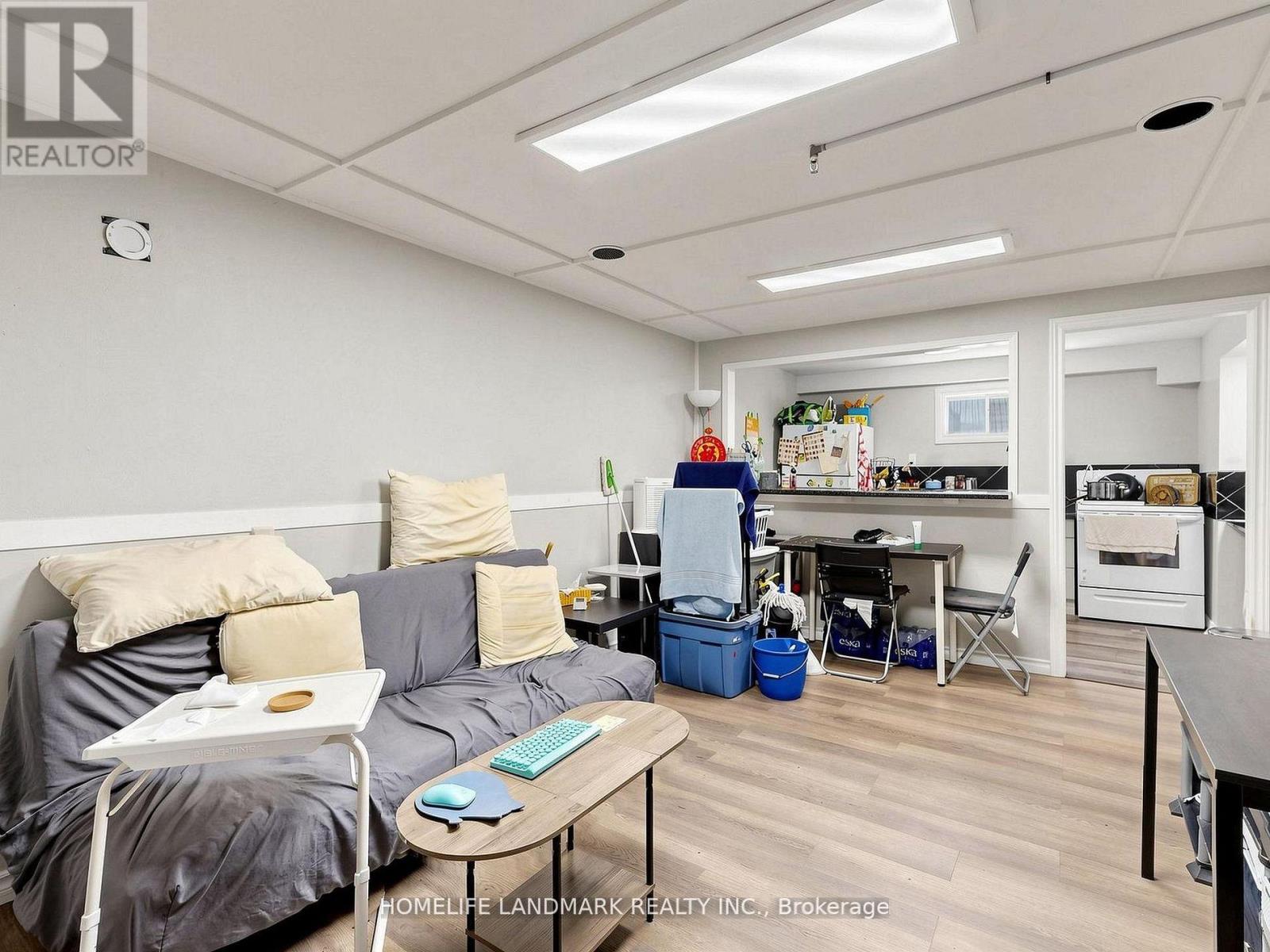 42 GLENMORE CRESCENT - 14