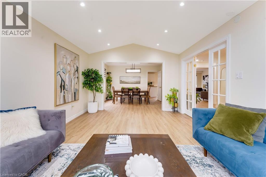 519 YORKSHIRE Drive - Image 13